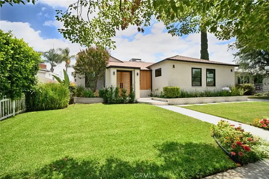 5430 Geyser Avenue, Tarzana, CA 91356 - #2
