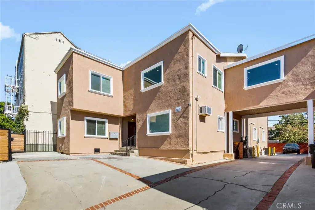 136 N Rampart Boulevard, Los Angeles, CA 90026 - #1