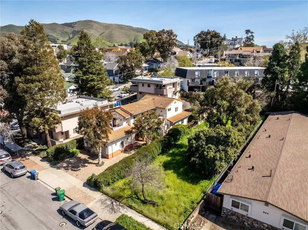 879 Walnut, San Luis Obispo, CA 93401 - #1