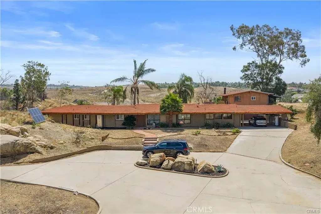 6308 Hawarden, Riverside, CA 92506 - #1