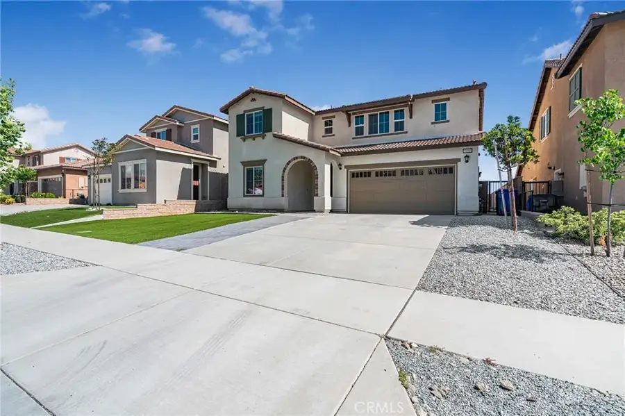 15597 Parry Peak Drive, Fontana, CA 92336 - #2
