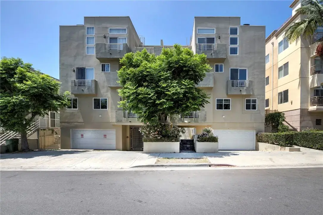 2125 S Bentley Ave #101, Los Angeles, CA 90025 - #1