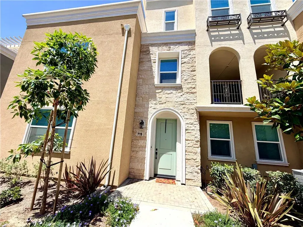 715 Winchester Drive, Oxnard, CA 93036 - #1