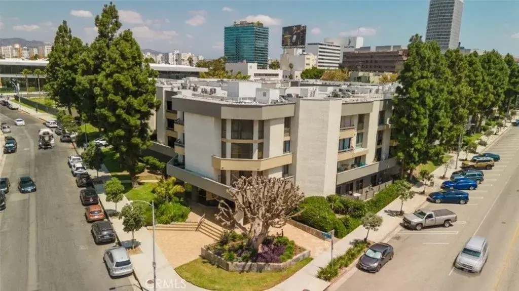 750 S Spaulding Avenue #215, Los Angeles, CA 90036 - #1