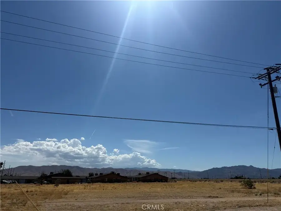 8859 E, Hesperia, CA 92345 - #3