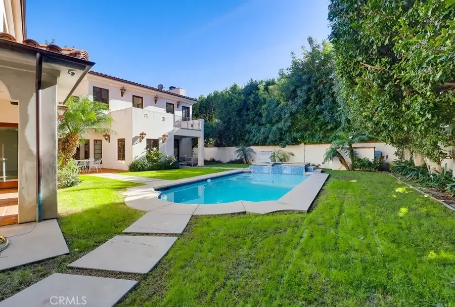 1805 Outpost Dr, Los Angeles, CA 90068 - #3