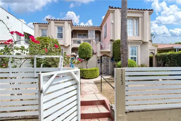1222 S Cloverdale, Los Angeles, CA 90019
