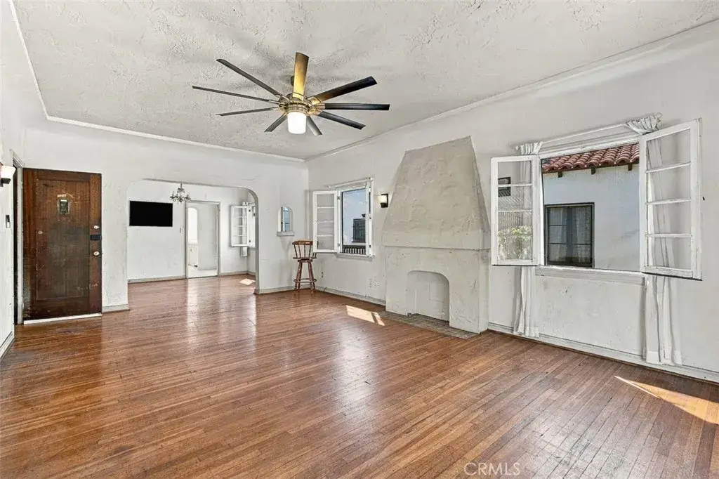 1118 S Sycamore, Los Angeles, CA 90019 - #1