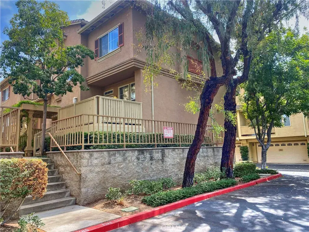 533 W Summerfield Circle, Anaheim, CA 92802 - #1