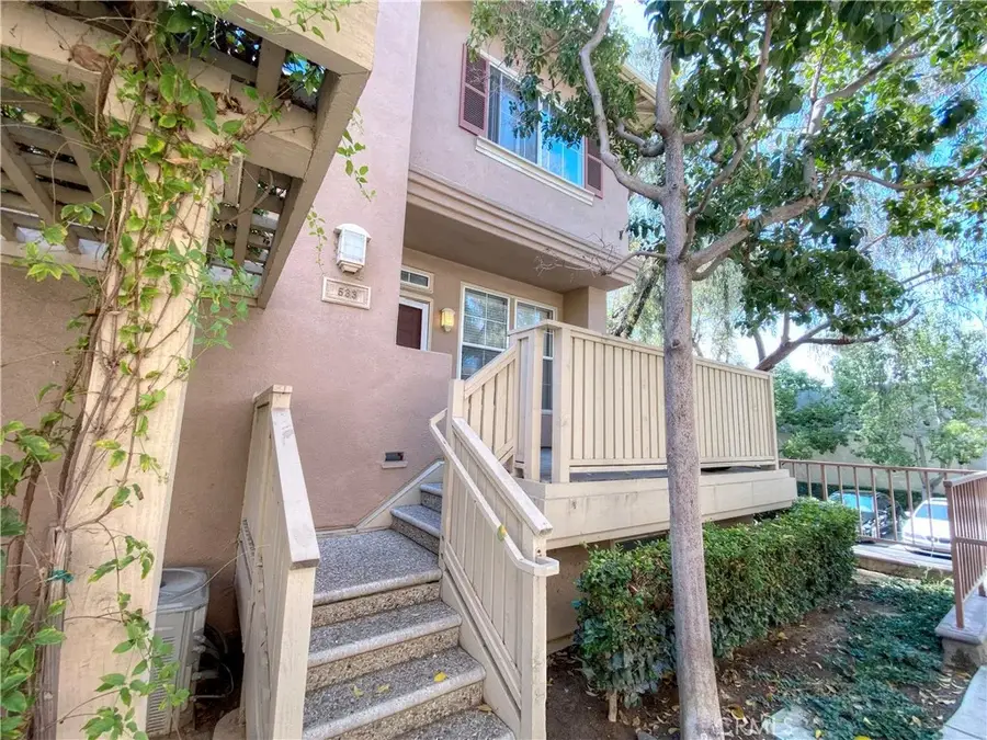 533 W Summerfield Circle, Anaheim, CA 92802 - #2