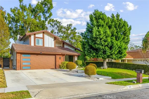 1242 Candlewood, Fullerton, CA 92833