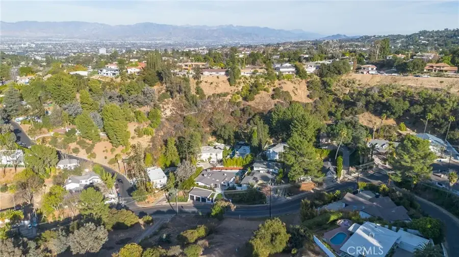 16652 Calneva, Encino, CA 91436 - Image #3