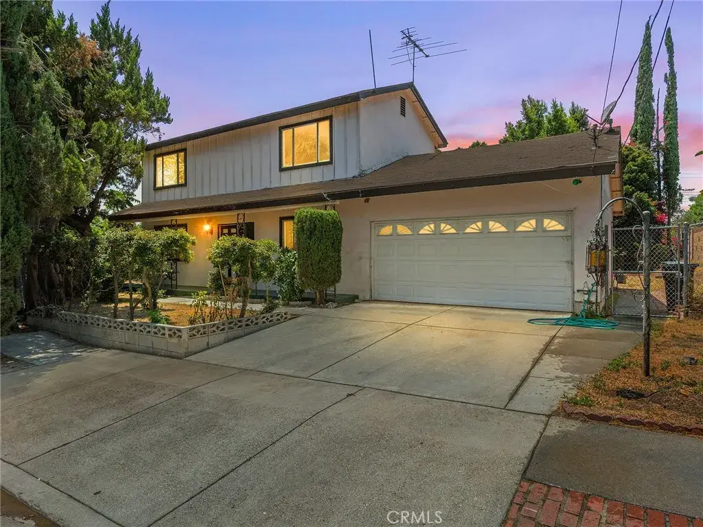 14923 La Valle Street, Sylmar, CA 91342 - #1