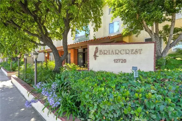 12720 Burbank Boulevard #121, Valley Village, CA 91607