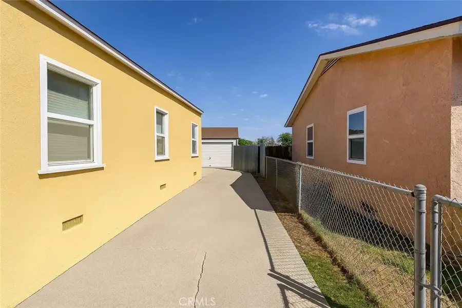 941 W Almond Street, Compton, CA 90220 - Image #3