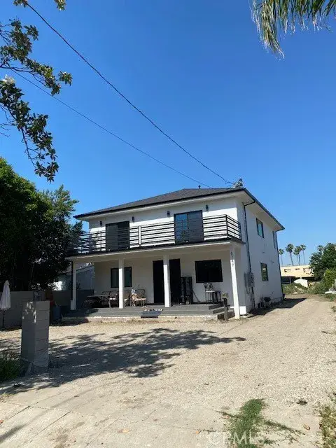 6747 Gaviota Avenue, Van Nuys, CA 91406