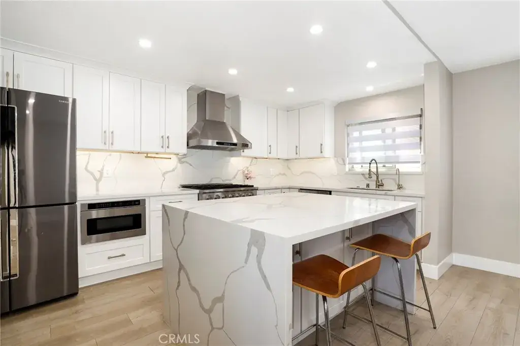 10159 De Soto Avenue #202, Chatsworth, CA 91311 - #1