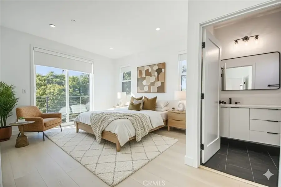 2202 Thurman Avenue, Los Angeles, CA 90016 - Image #3