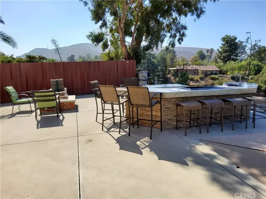 9050 Mulberry Drive, Sunland, CA 91040 - Image #2