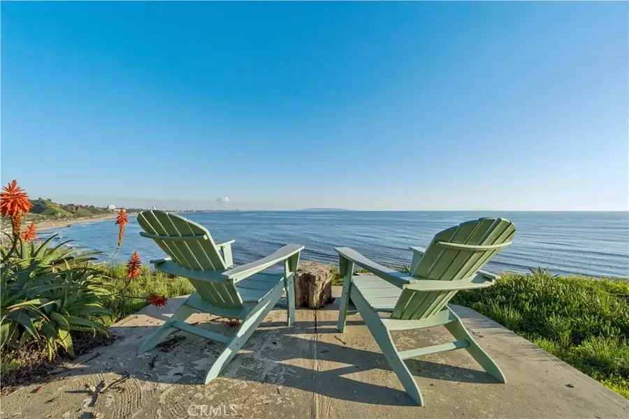 17352 W Sunset #103, Pacific Palisades, CA 90272 - Image #3