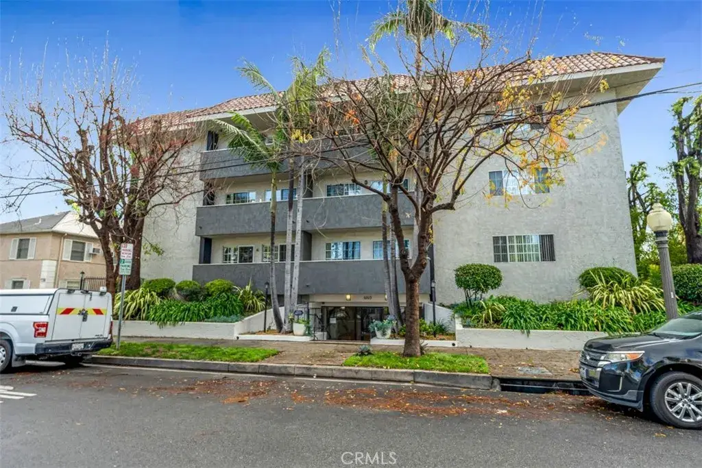 4140 Warner Boulevard #208, Burbank, CA 91505 - Image #1