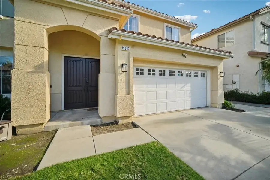 13042 Mesa Verde Way, Sylmar, CA 91342 - Image #2