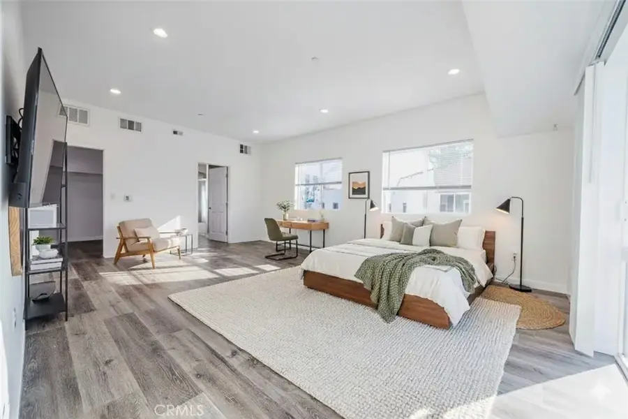 1119 N Berendo, Los Angeles, CA 90029 - Image #3