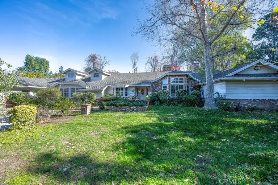 5504 Donna Avenue, Tarzana, CA 91356 - #3