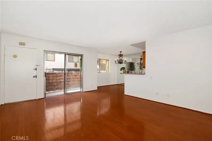 5403 Newcastle Avenue #28, Encino, CA 91316 - Image #3