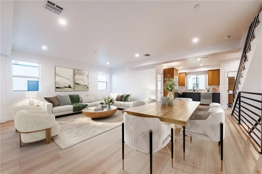 1656 S Hayworth Avenue, Los Angeles, CA 90035 - Image #2