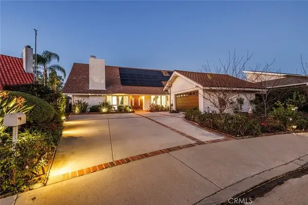 22957 De Kalb Drive, Calabasas, CA 91302