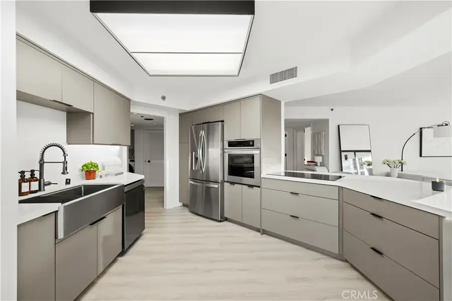 222 Monterey #1402, Glendale, CA 91206 - #3