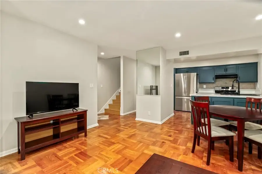 6525 La Mirada Avenue #112, Los Angeles, CA 90038 - #2
