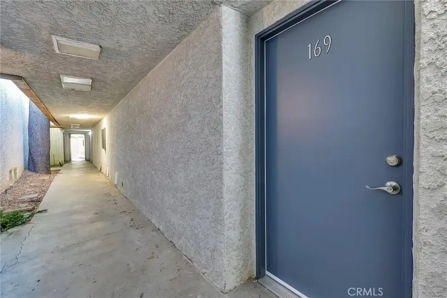 18620 Hatteras #169, Tarzana, CA 91356 - #3