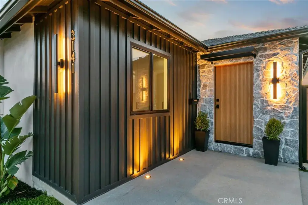 3141 N Frederic, Burbank, CA 91504 - #1