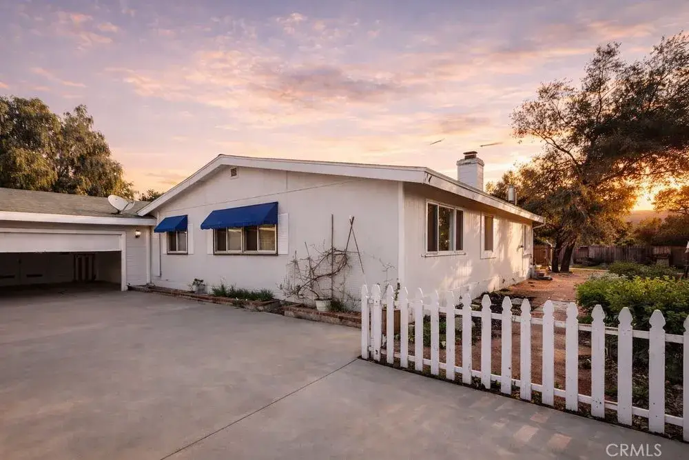 8851 Hierba, Agua Dulce, CA 91390 - #1