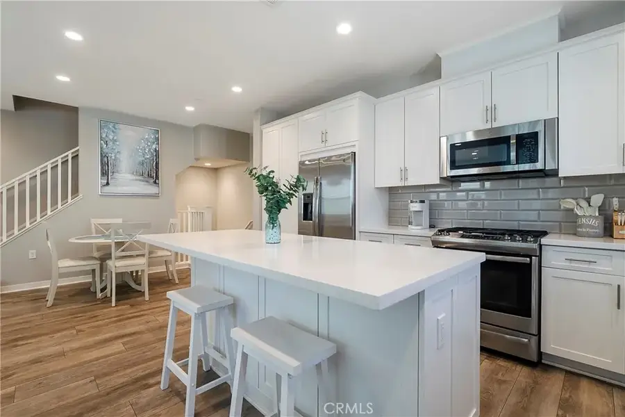 19536 Cardin Place, Northridge, CA 91324 - #3