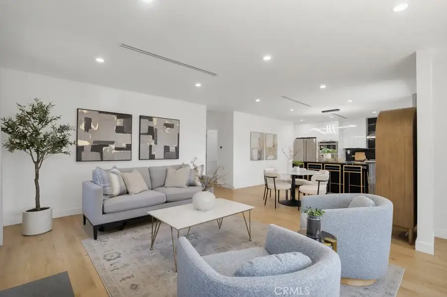 2115 W Clark Avenue, Burbank, CA 91506 - #3