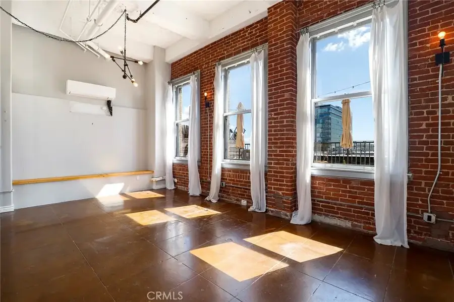 215 W 7th #1307, Los Angeles, CA 90014 - #2