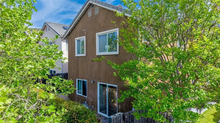 14059 Carlton Lane, Sylmar, CA 91342 - #2