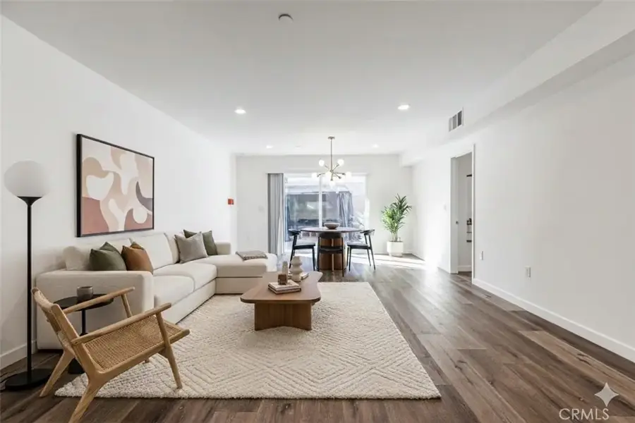 1121 N Berendo, Los Angeles, CA 90006 - #3