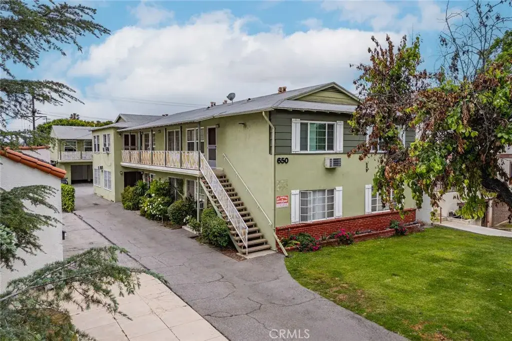650 W Wilson, Glendale, CA 91203 - #1