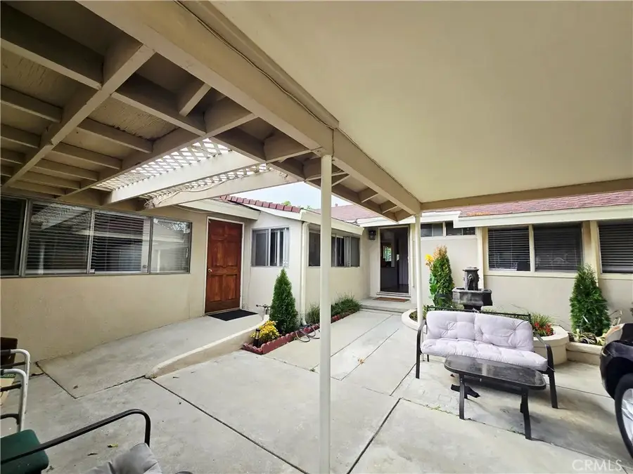 20959 Strathern, Canoga Park, CA 91304 - #2