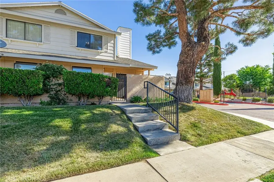 1105 Beechdale #A, Palmdale, CA 93551 - #2