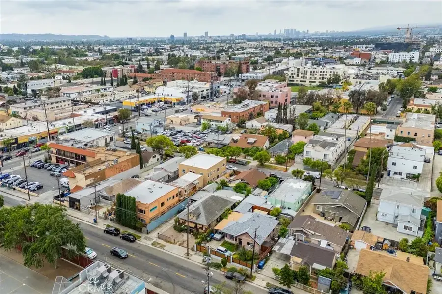 1127 N Normandie, Los Angeles, CA 90029 - #3