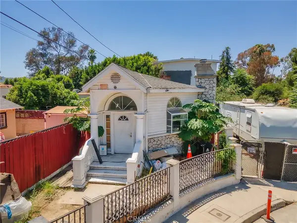 4463 Bellflower Avenue, West Toluca Lake, CA 91602