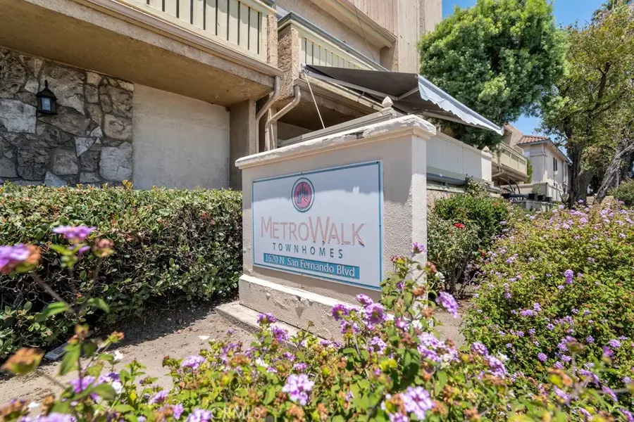 1620 N San Fernando #52, Burbank, CA 91504 - #2