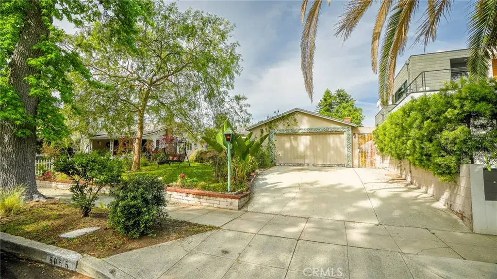 5055 Willowcrest, North Hollywood, CA 91601 - #1