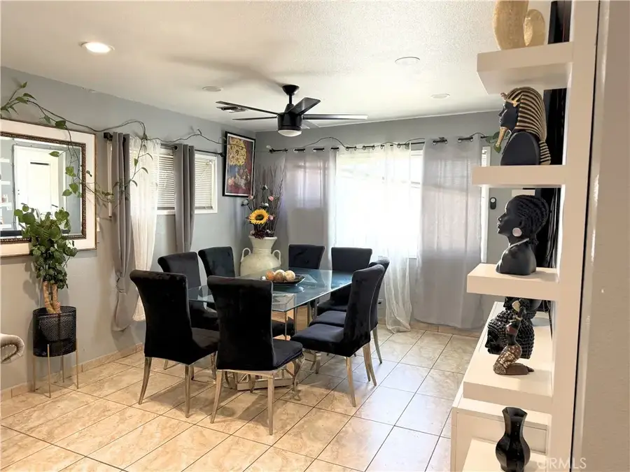 1235 W Ivesbrook, Lancaster, CA 93534 - #3