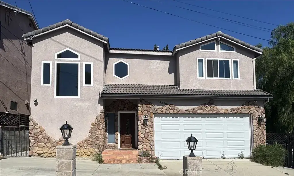 9230 Lakeview, Chatsworth, CA 91311 - #1